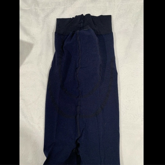 NIB $104 Falke 9 Months 80 Den Maternity Tights in Marine [SZ‎ Medium ] - Picture 7 of 8